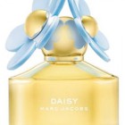 Free Daisy Tote With Daisy In The Air @ The Perfume Shop