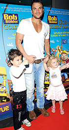 Celebaby: Alicia Keys Rumours and Permanent-Custody-Pete