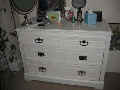 Shabby Chic And Tarted Up Melamine