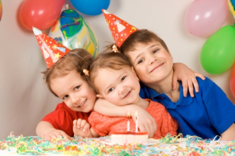 Parents Freebie: Free Printable Invitations @ UK-Entertainers