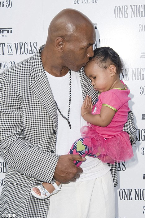 Celebaby: Blooming Mrs Bloom and Tiny Tyson