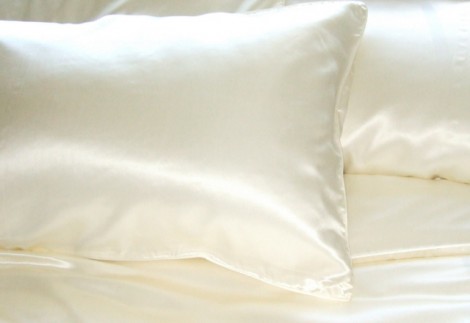 Eternal Spring Beauty Silk Pillowcase Review