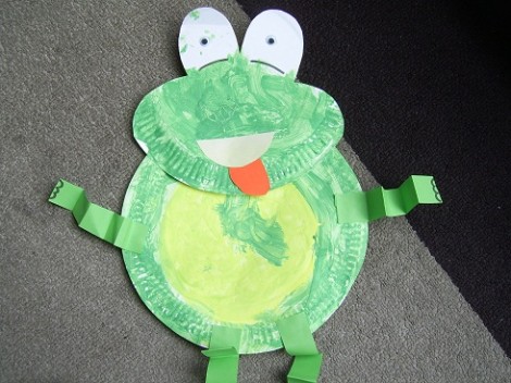 Workshop Wednesday: Make A Paper Plate Animal