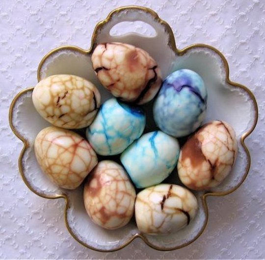 10 Ways To Design An Easter Egg 10 Ways To Design An Easter Egg