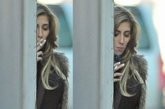 Celebaby: Stacey Solomon Didn't Get The No Smoking When Preggars Memo