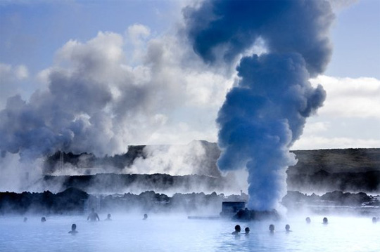Free Competitions: Cash, Mini Break To Iceland Or A Complete Battlestar Galactica DVD Box Set