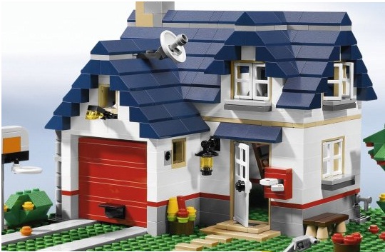 Lego Creator 5891 Apple Tree House &pound;26.29 @ Amazon