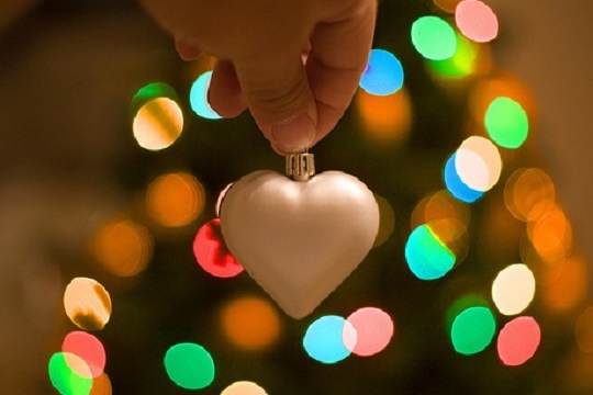 Make Your Own Christmas Paper