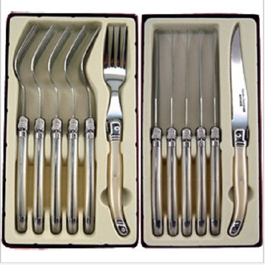 Laguiole Knives and Lagioule Forks Gift Set For &pound;19.99 @ Readers Digest