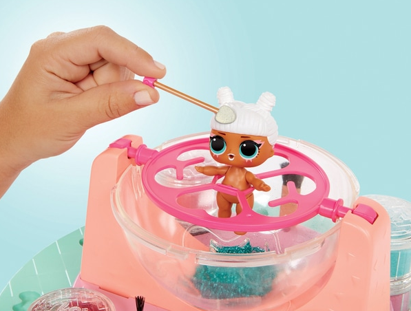 L.O.L Surprise! DIY Glitter Factory