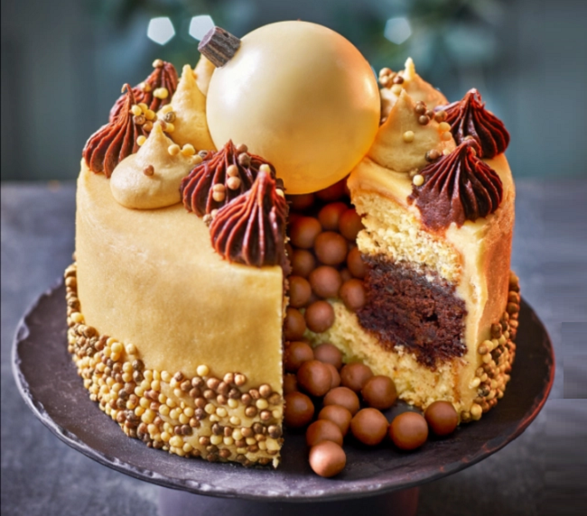 Tesco Christmas Bauble Cake