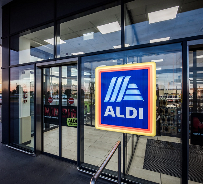 Aldi store front