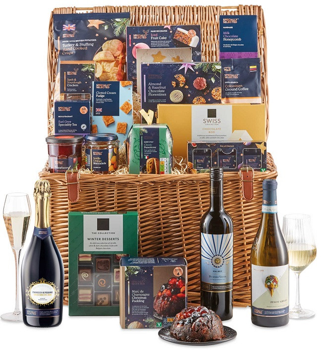 You Can Now Order Aldi Christmas Hampers!