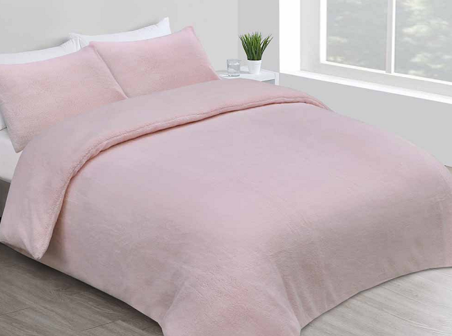 Blush Pink Soft Teddy Double Duvet Set from Wilko