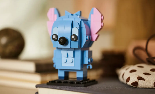 LEGO Brick Headz Disney Stitch set