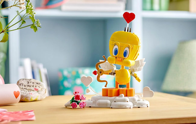 LEGO Sweetheart Tweety Bird 40824